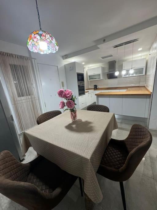 Casa Preciosa Ideal Familias La Linea de la Concepcion